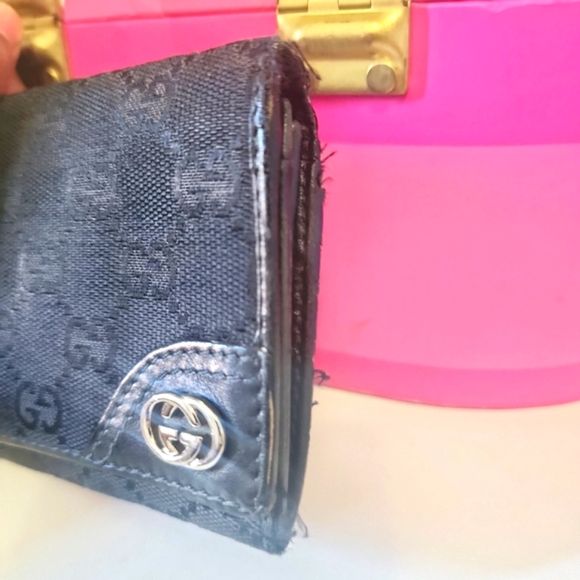 GUCCI BLACK FLAP WALLET - Picture 2 of 5